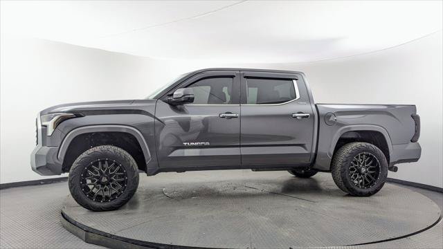 Used 2023 Toyota Tundra Limited w/ Power Package AWD/4WD image 3