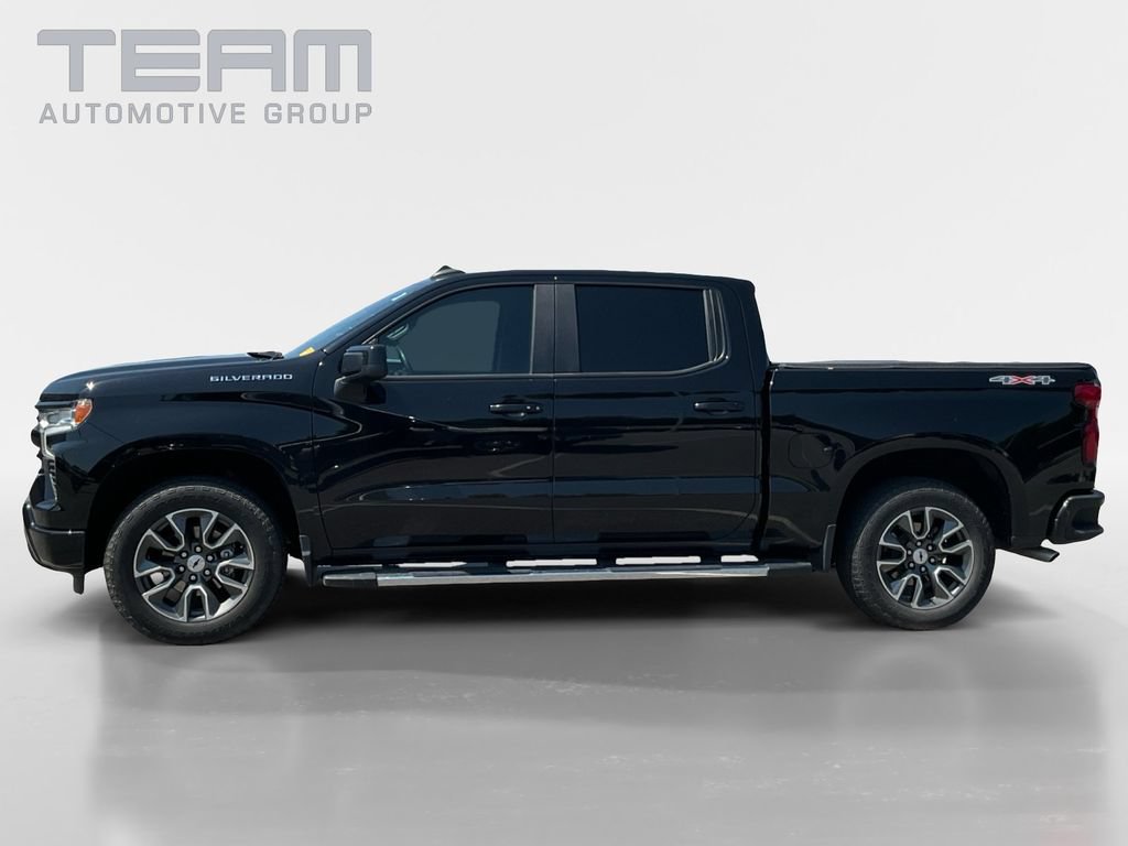 Used 2023 Chevrolet Silverado 1500 RST w/ Protection Package AWD/4WD image 4