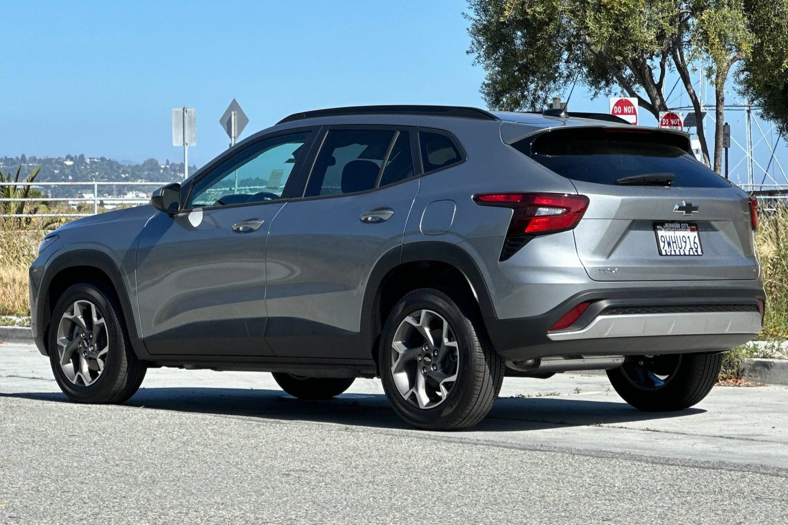 Used 2026 Chevrolet Trax LT w/ LT Convenience Package FWD image 6