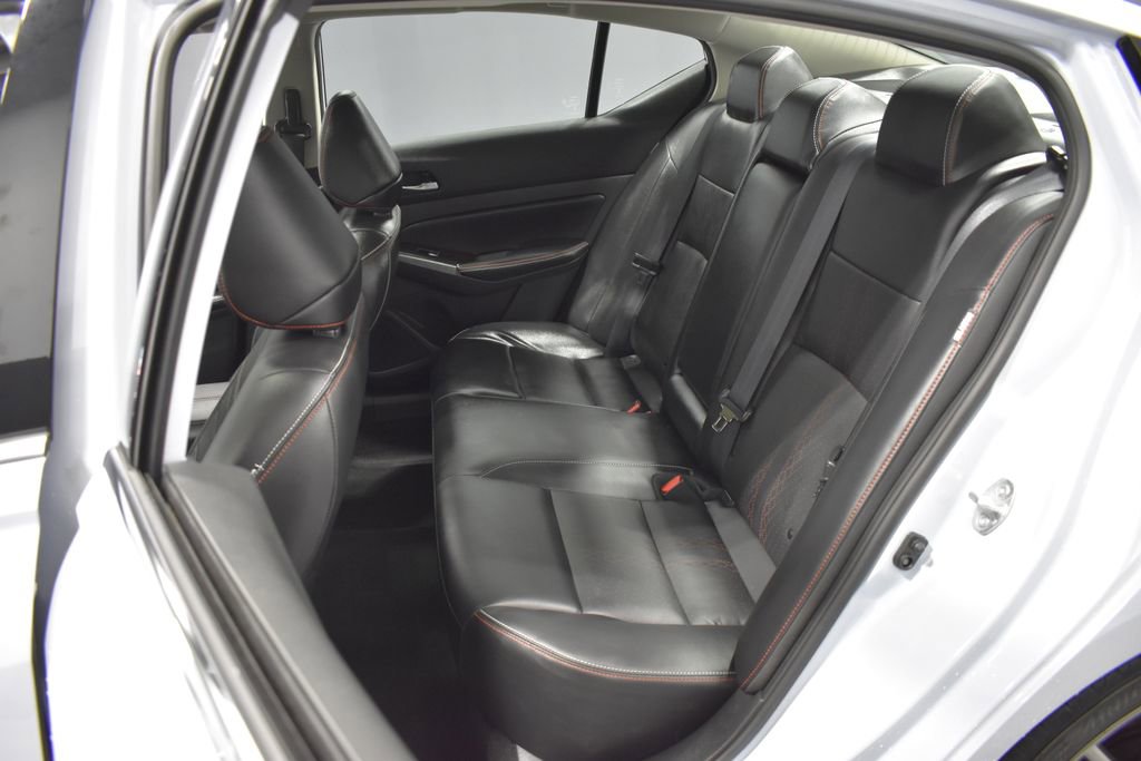 Used 2024 Nissan Altima 2.0 SR image 30