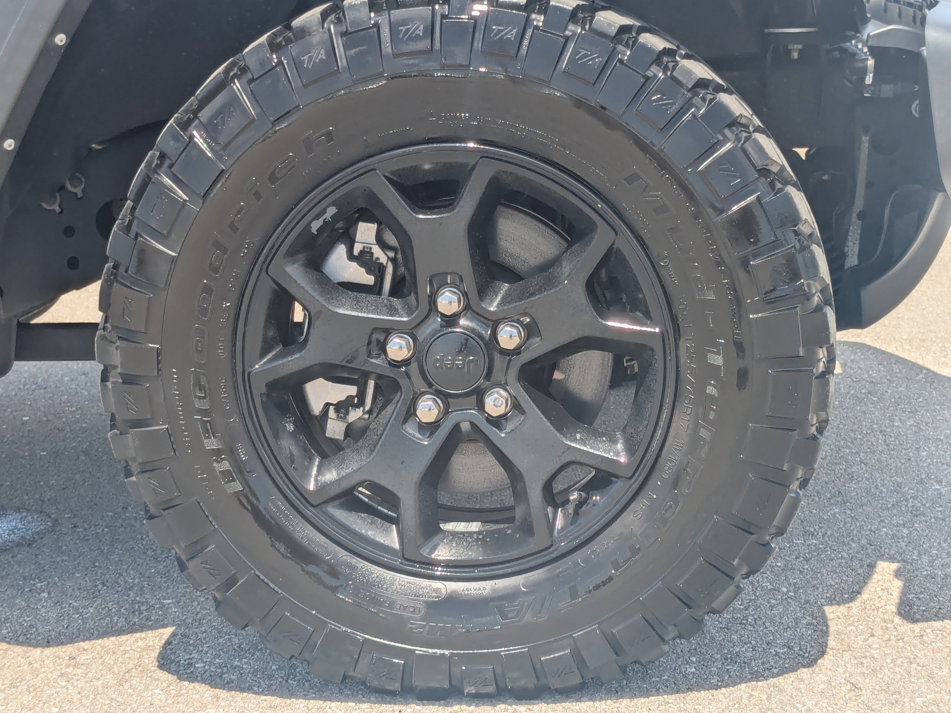 Used 2022 Jeep Wrangler Unlimited Sport AWD/4WD image 13