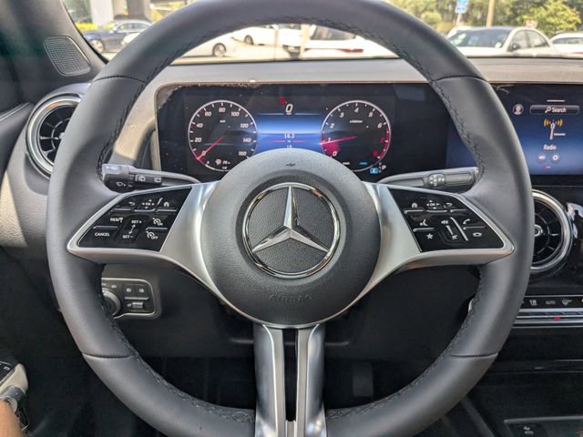 New 2025 Mercedes-Benz GLB 250 image 29