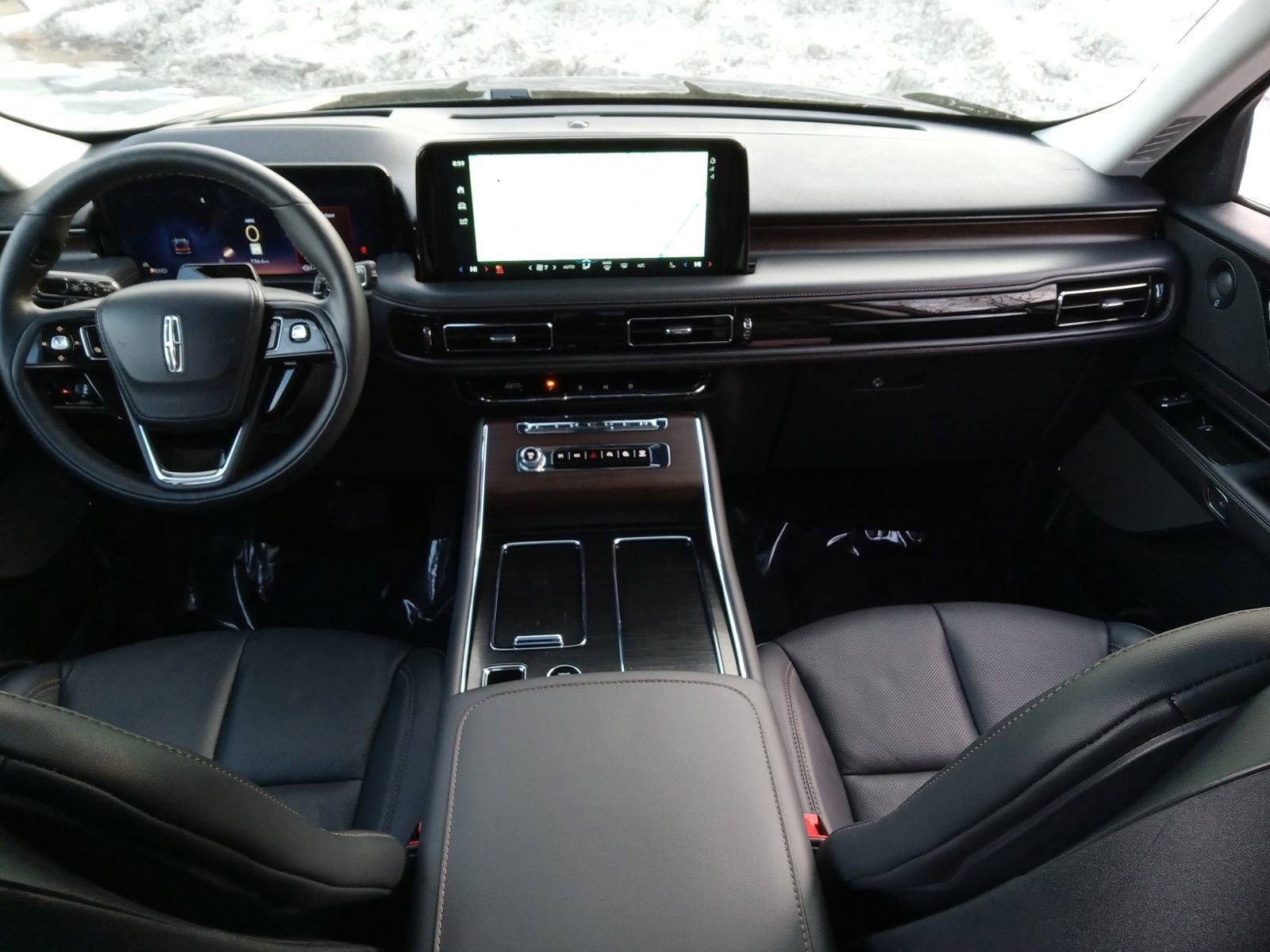 Used 2025 Lincoln Aviator Reserve image 15