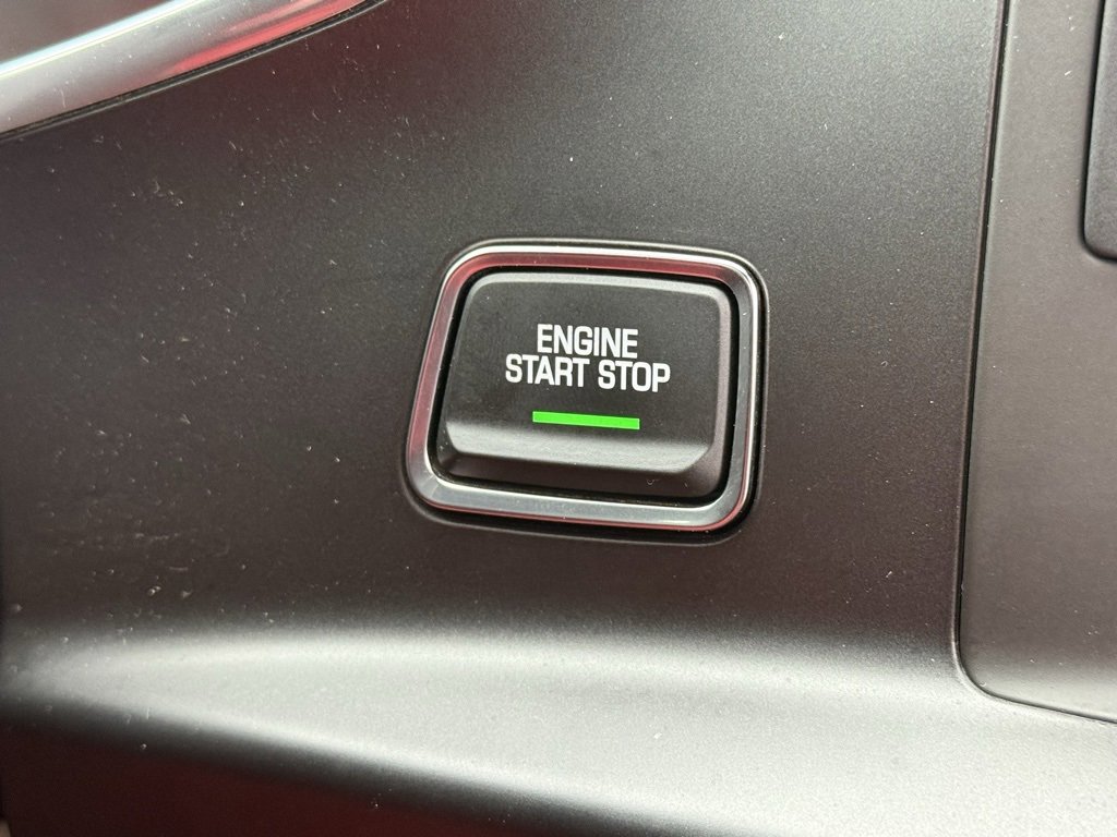 Used 2015 Chevrolet Corvette Stingray Z51 w/ 3LT Preferred Equipment Group image 25