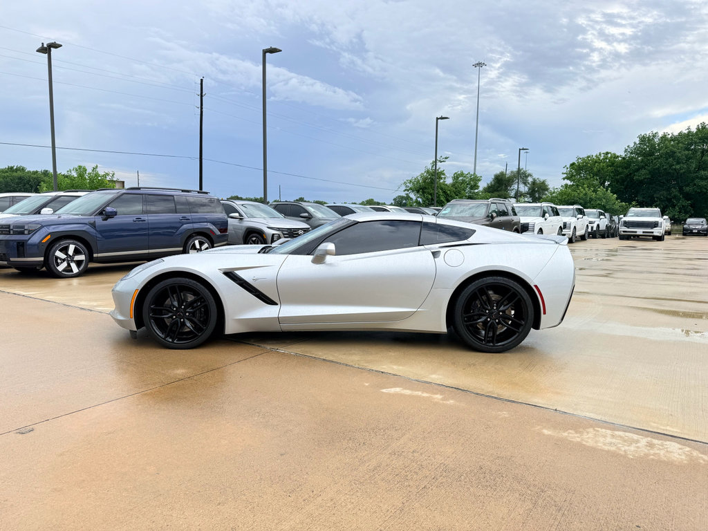 Used 2016 Chevrolet Corvette Stingray Coupe RWD image 8