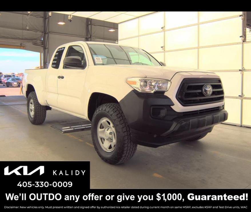 Used 2020 Toyota Tacoma SR image 1