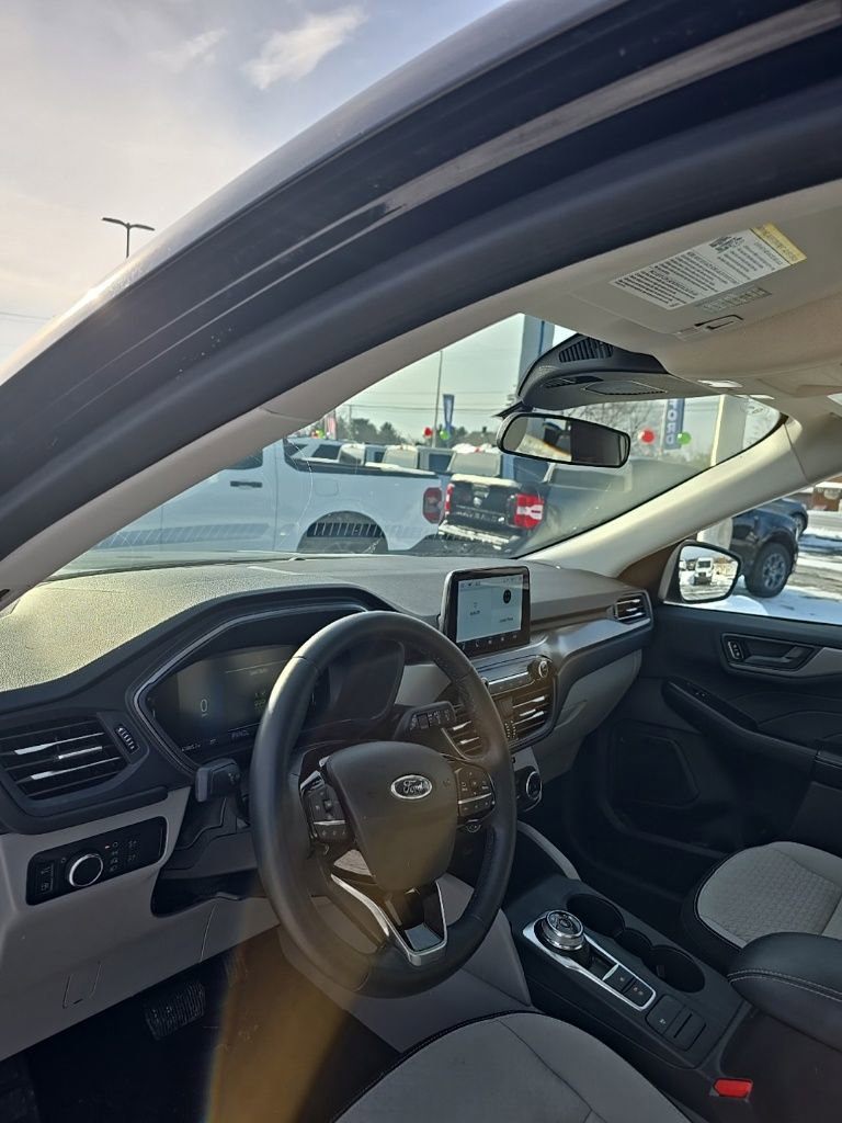 Used 2023 Ford Escape Active image 15