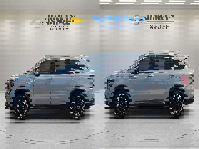 Used 2025 Kia Sorento S image 2