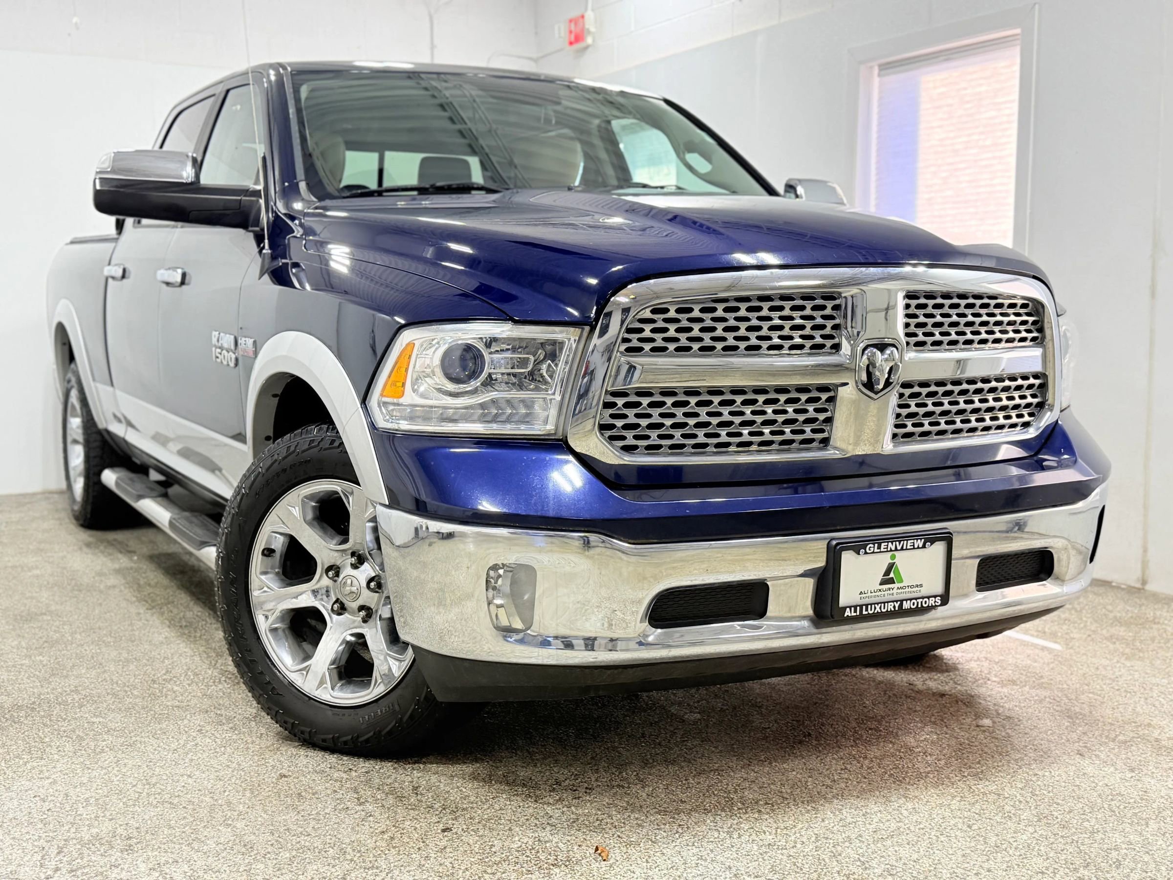 Used 2016 RAM 1500 Laramie image 3