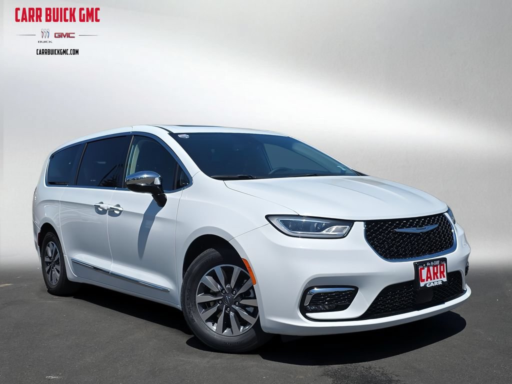 Used 2023 Chrysler Pacifica Limited