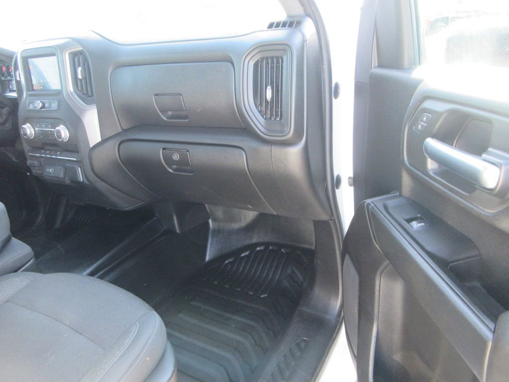Used 2024 GMC Sierra 2500 Pro w/ Convenience Package image 22