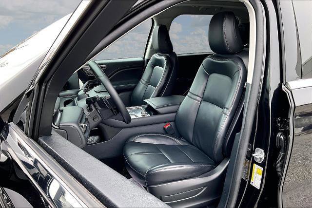 Used 2025 Lincoln Aviator Premiere Utility image 21