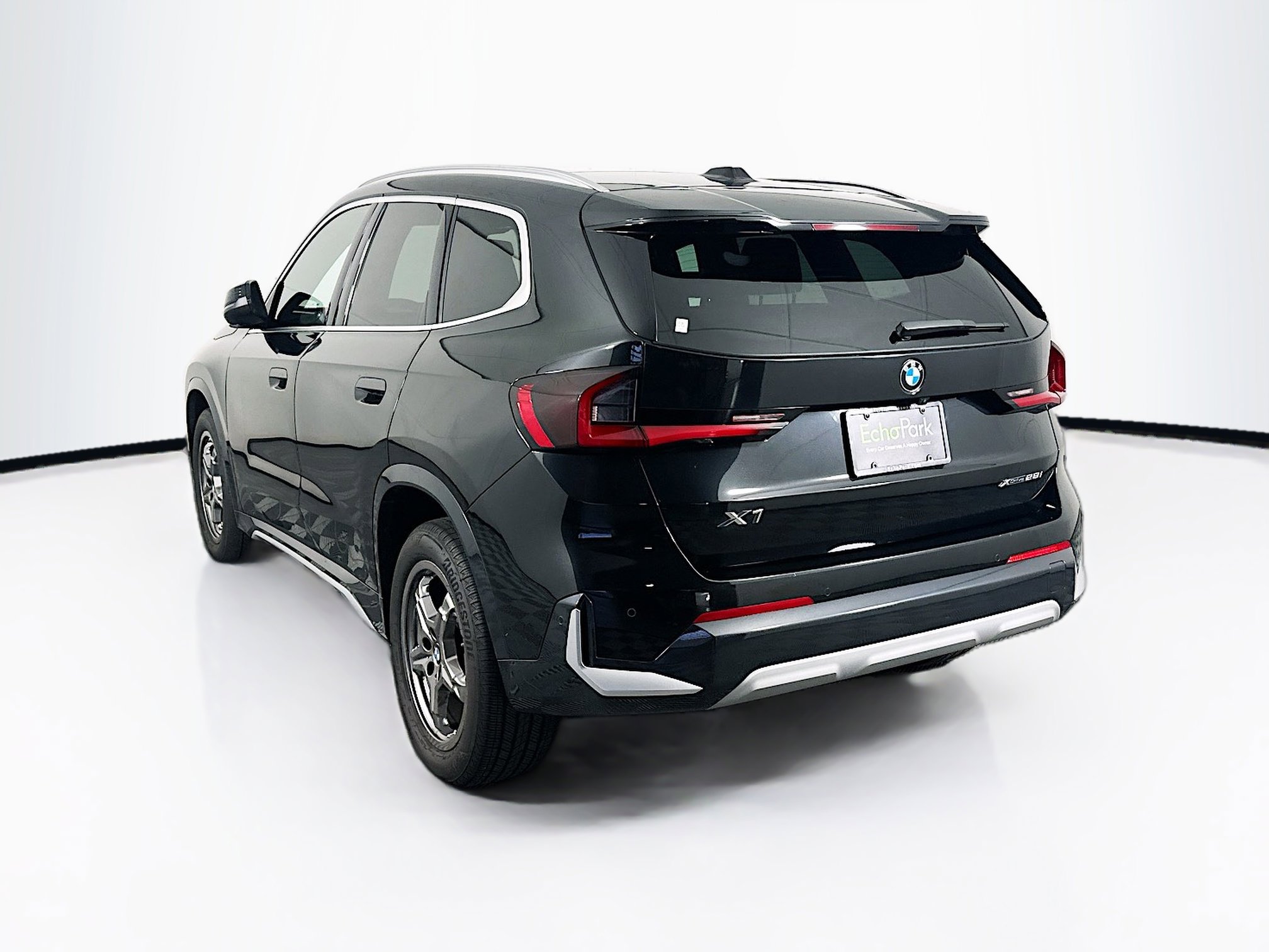 Used 2025 BMW X1 xDrive28i image 5