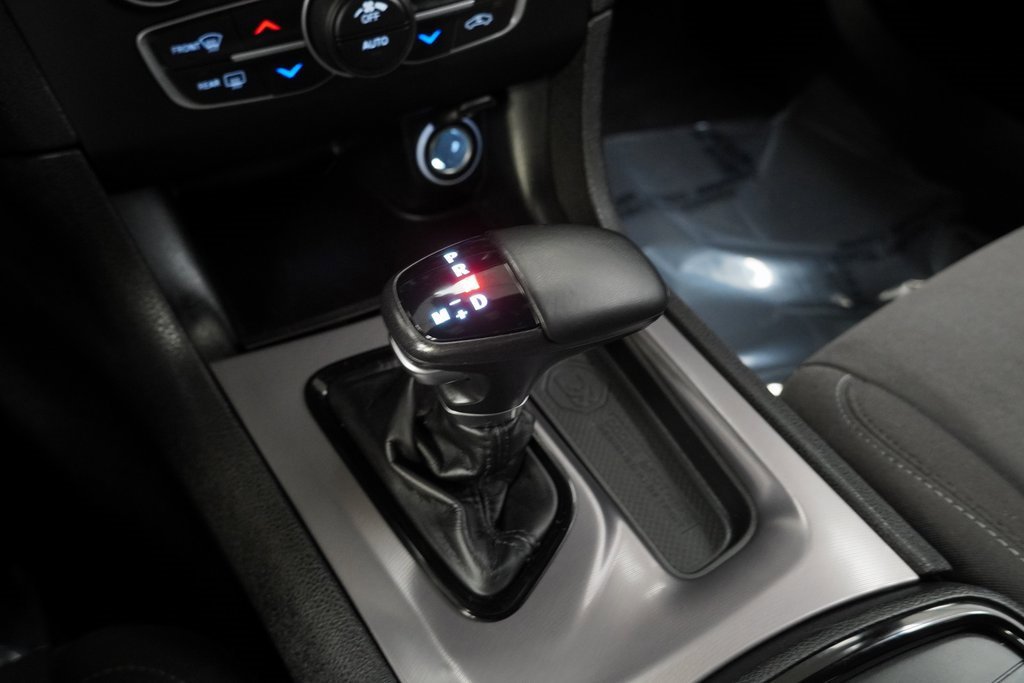 Certified 2022 Dodge Charger R/T w/ Blacktop Package image 32