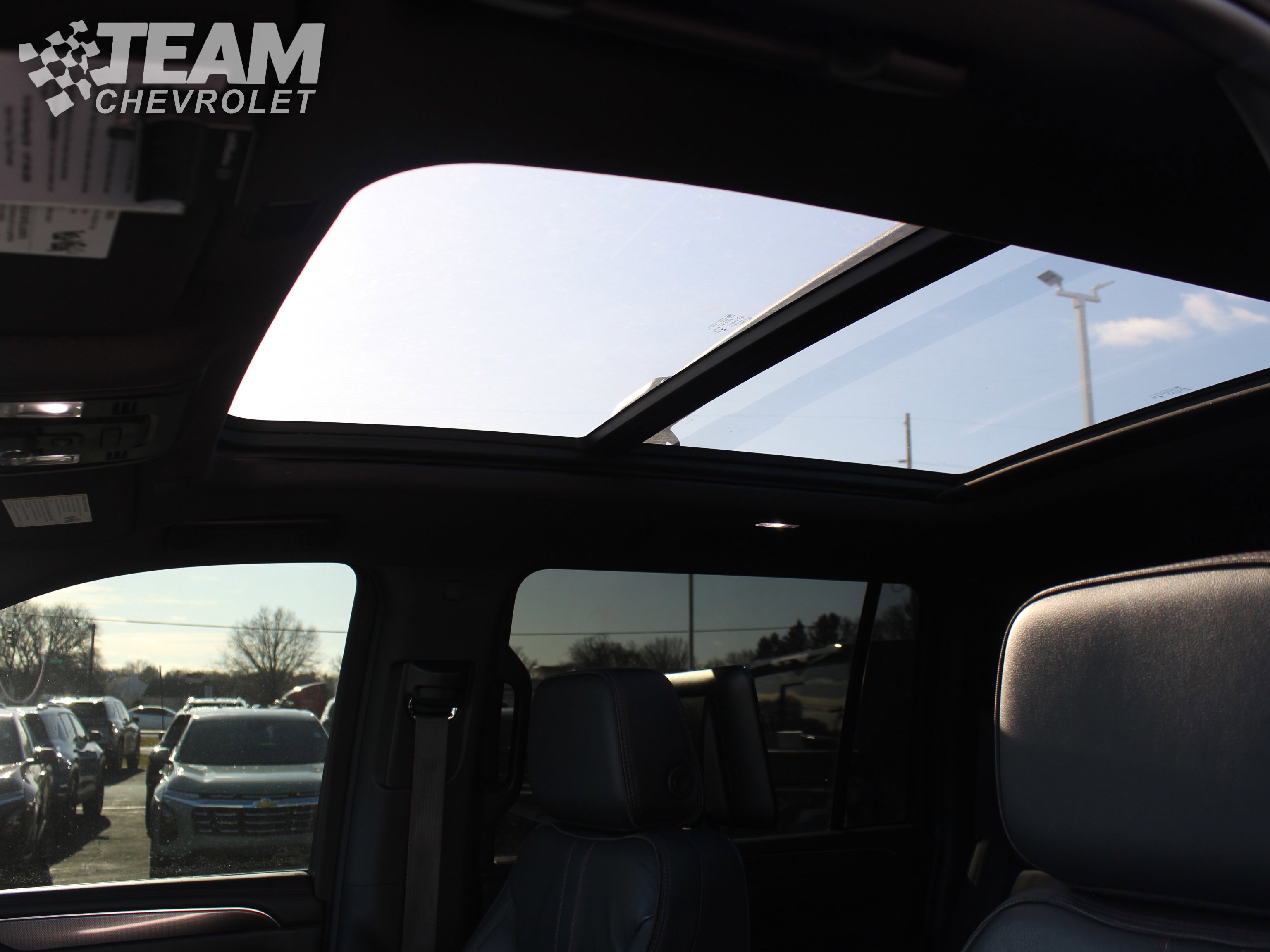 Certified 2024 Chevrolet Suburban RST w/ Luxury Package image 13