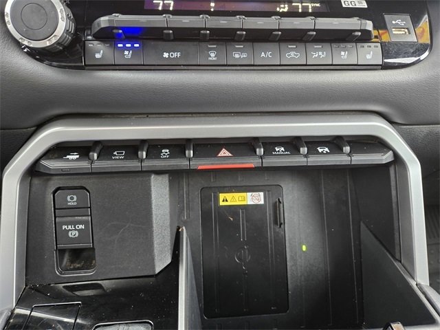 Used 2023 Toyota Tundra Platinum image 18