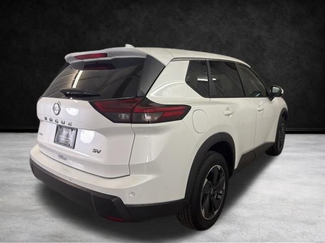 Used 2024 Nissan Rogue SV image 6