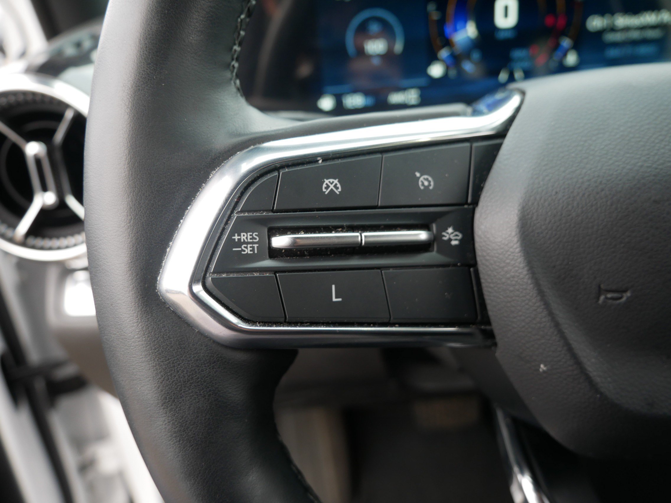 Used 2025 Chevrolet Equinox LT w/ Safety and Technology Package AWD/4WD image 27