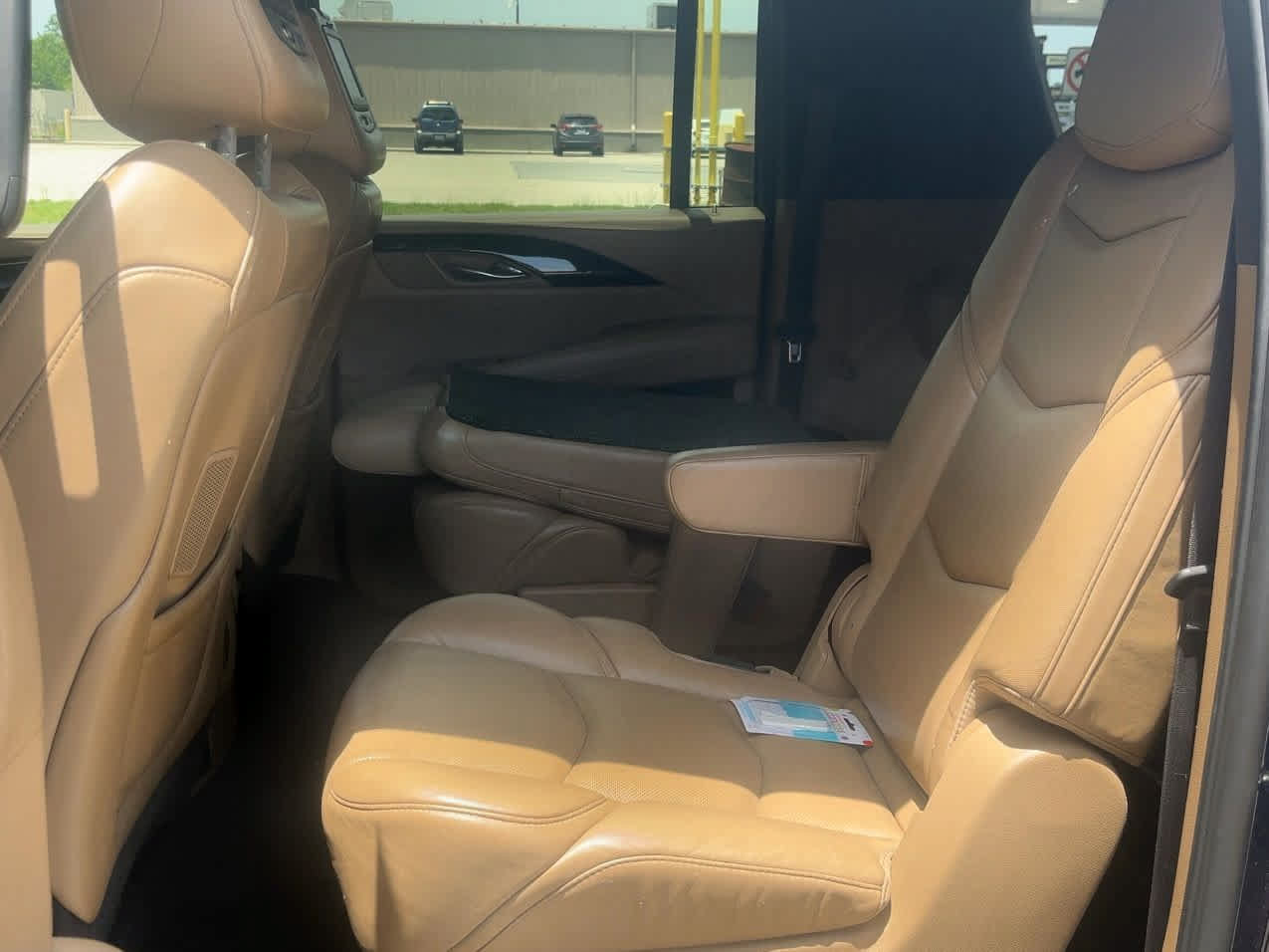 Used 2019 Cadillac Escalade ESV Platinum AWD/4WD image 5