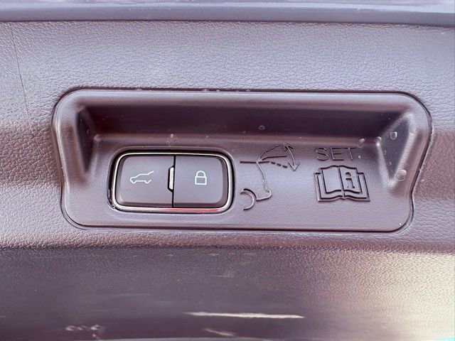 Used 2025 Ford Explorer ST image 37