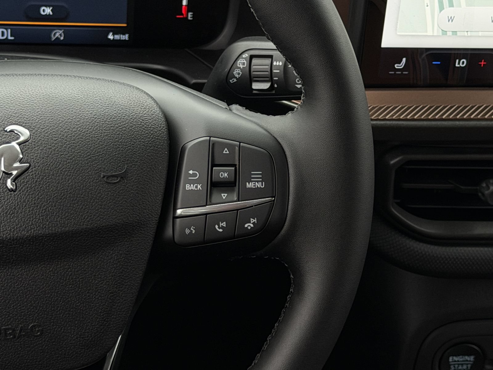 New 2026 Ford Bronco Sport Outer Banks w/ Outer Banks Tech Package+ AWD/4WD image 14