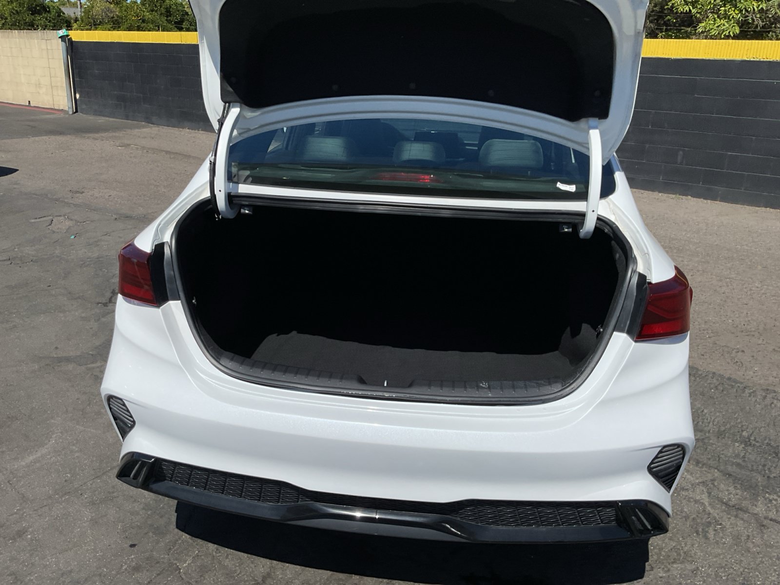 Used 2024 Kia Forte GT-Line FWD image 26