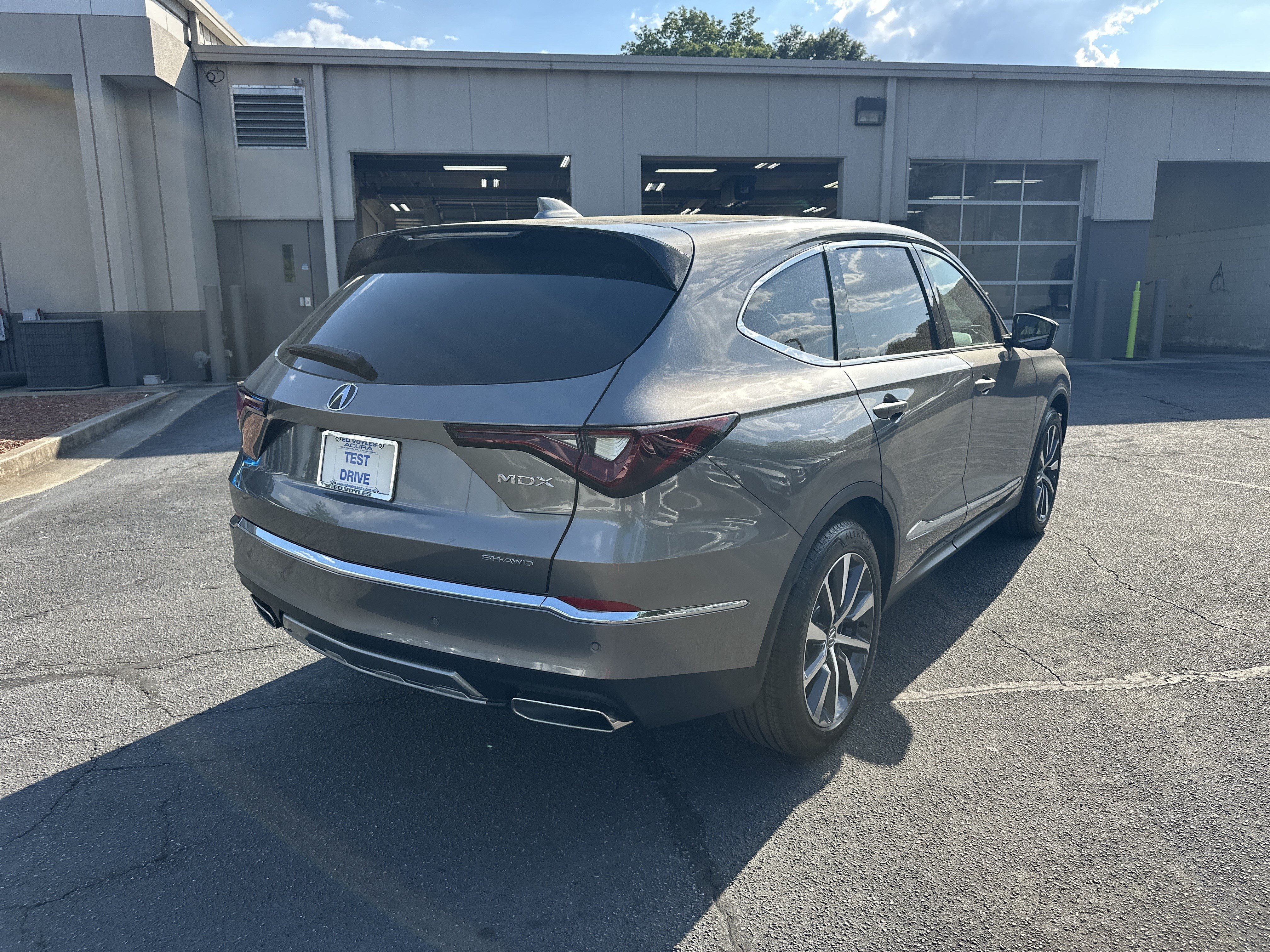 New 2026 Acura MDX w/ Technology Package AWD/4WD image 5