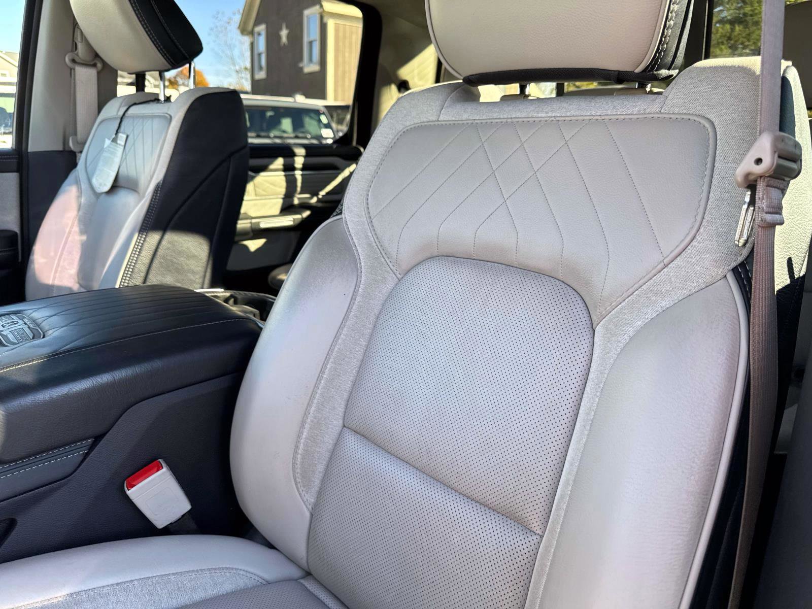 Used 2022 RAM 1500 Limited image 16