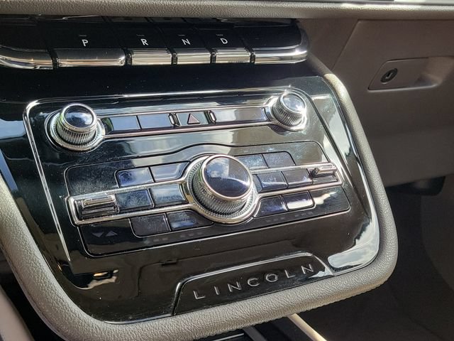 Certified 2022 Lincoln Corsair FWD w/ Equipment Group 101A image 25