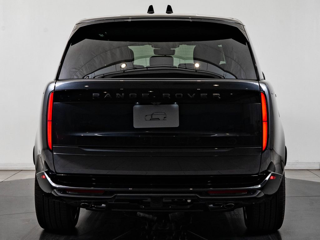 New 2026 Land Rover Range Rover Long Wheelbase SE AWD/4WD image 7