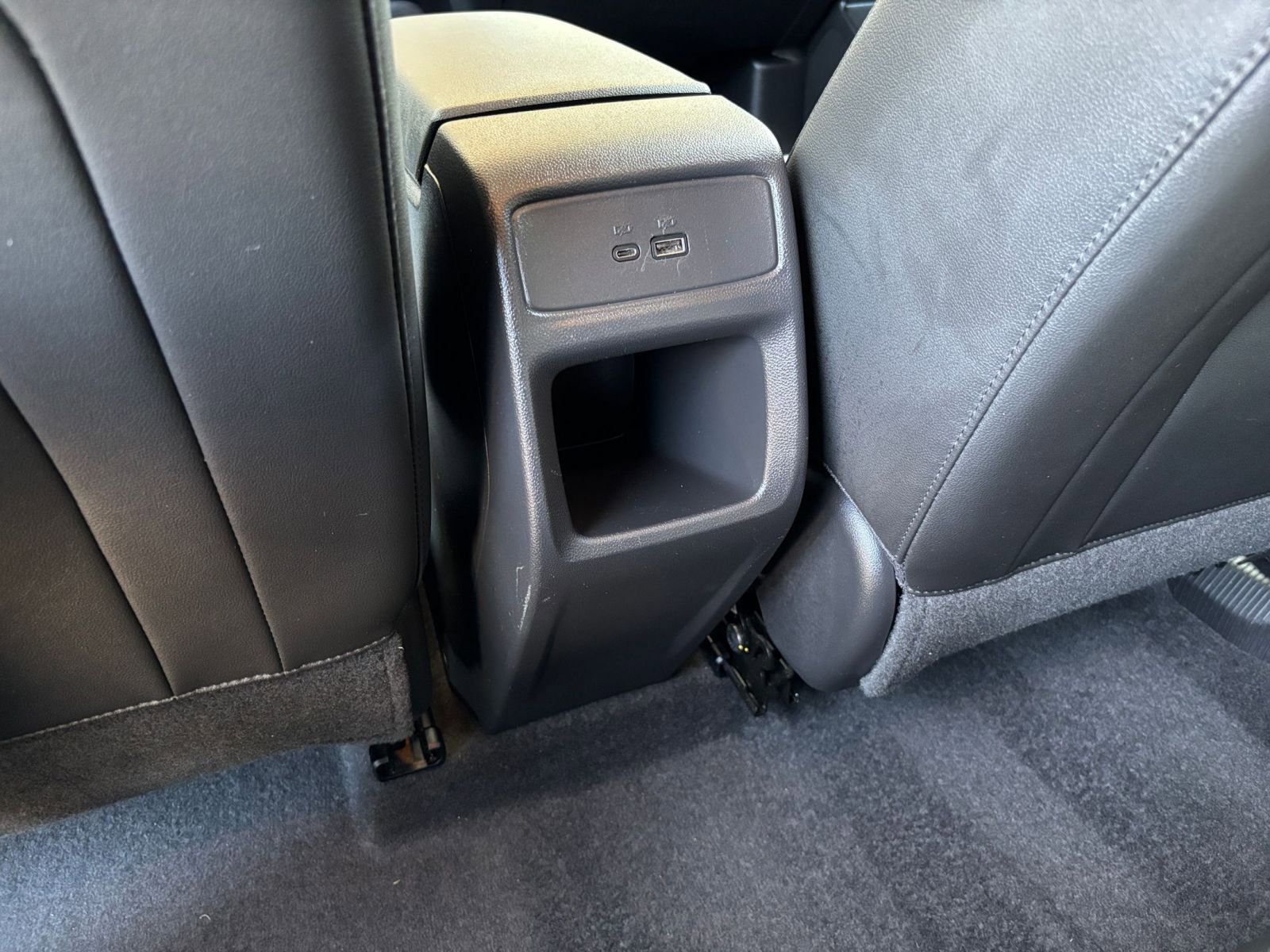Used 2025 Chevrolet Trax LT FWD image 22