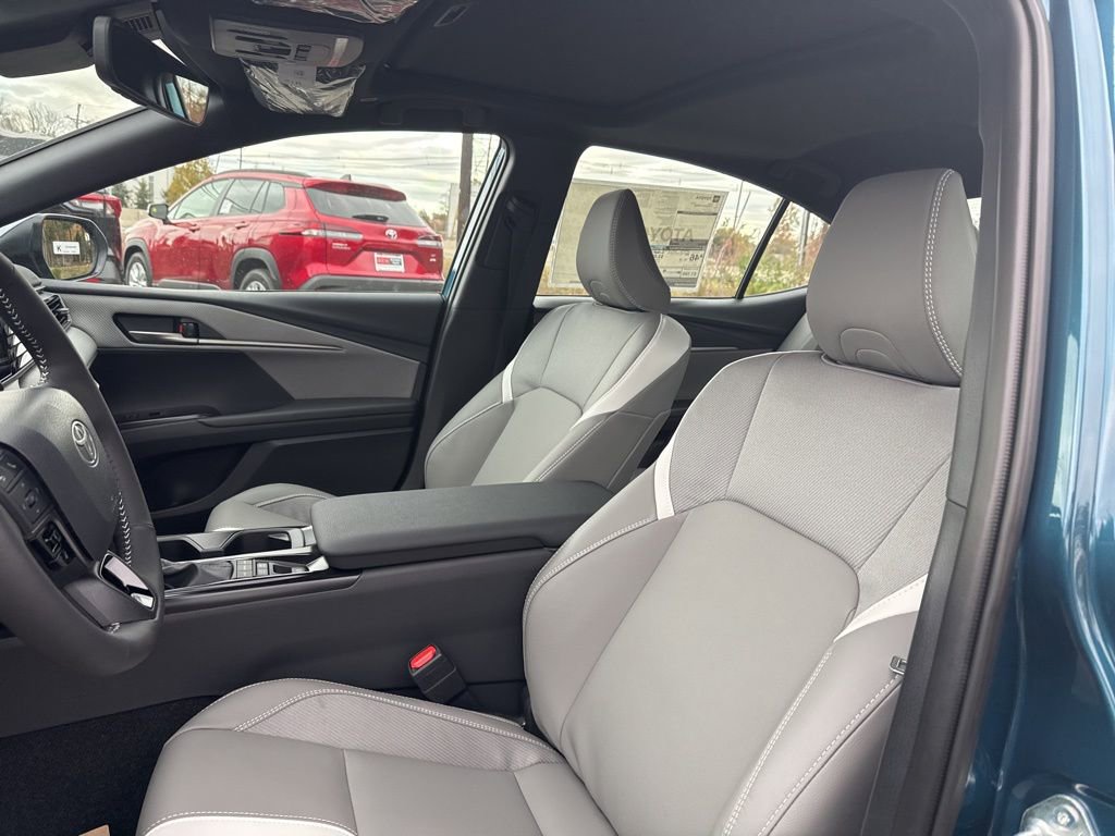 New 2026 Toyota Camry SE image 11