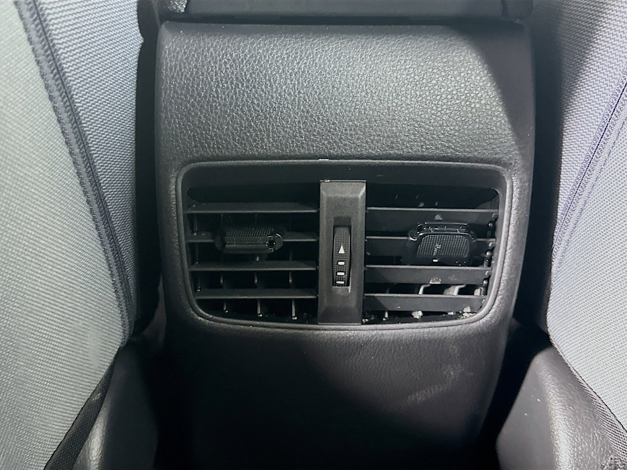 Used 2025 Toyota Corolla Cross AWD Hybrid image 26