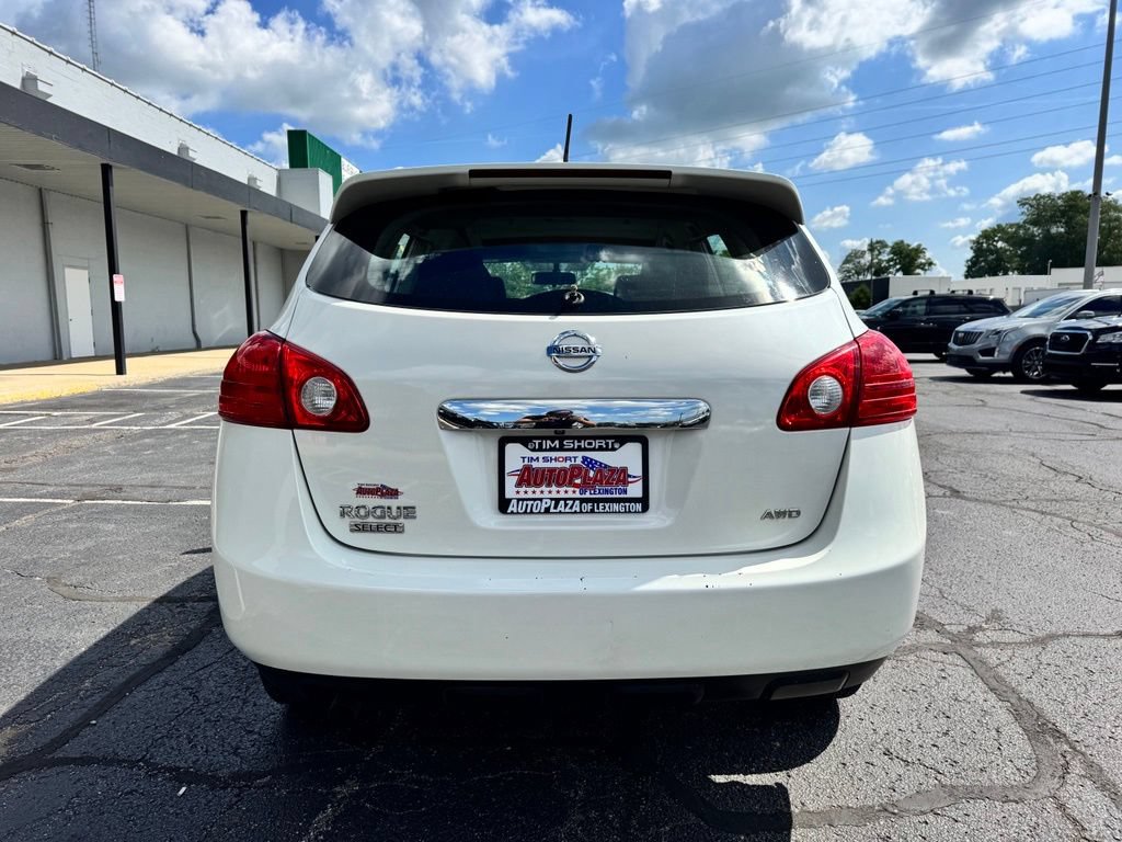 Used 2015 Nissan Rogue S w/ Convenience Package AWD/4WD image 11