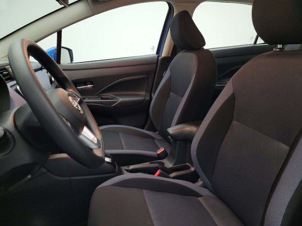 Used 2024 Nissan Versa SV w/ Trunk Package image 17