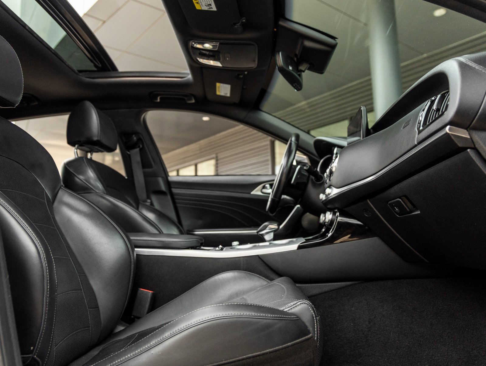 Used 2022 Kia Stinger GT2 image 44