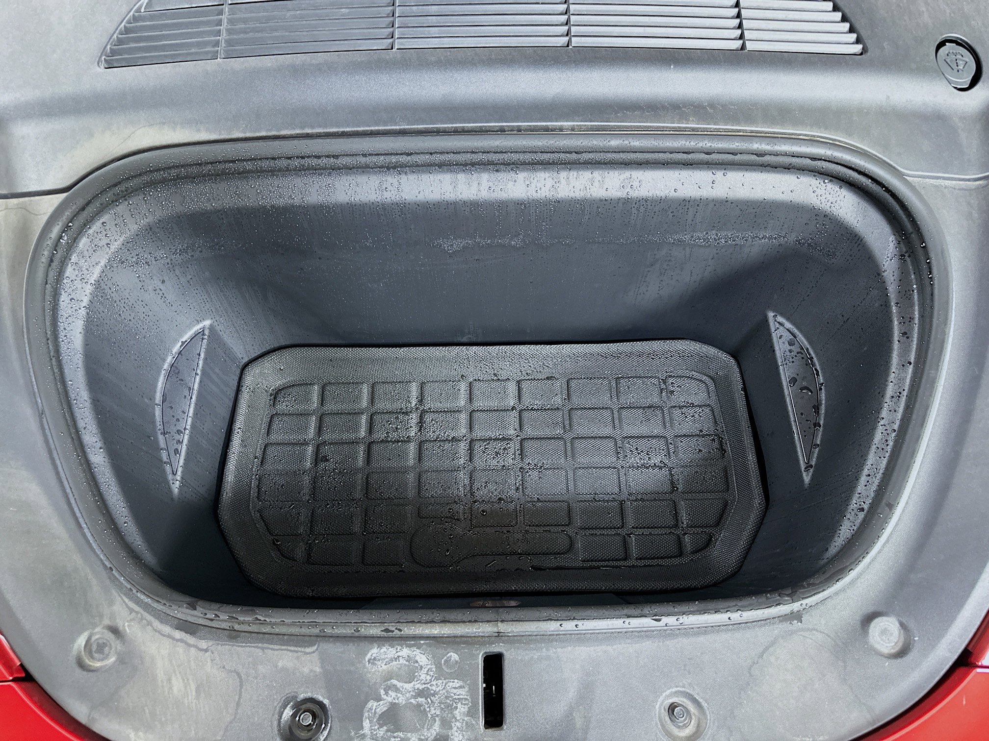 Used 2023 Tesla Model Y Long Range image 32