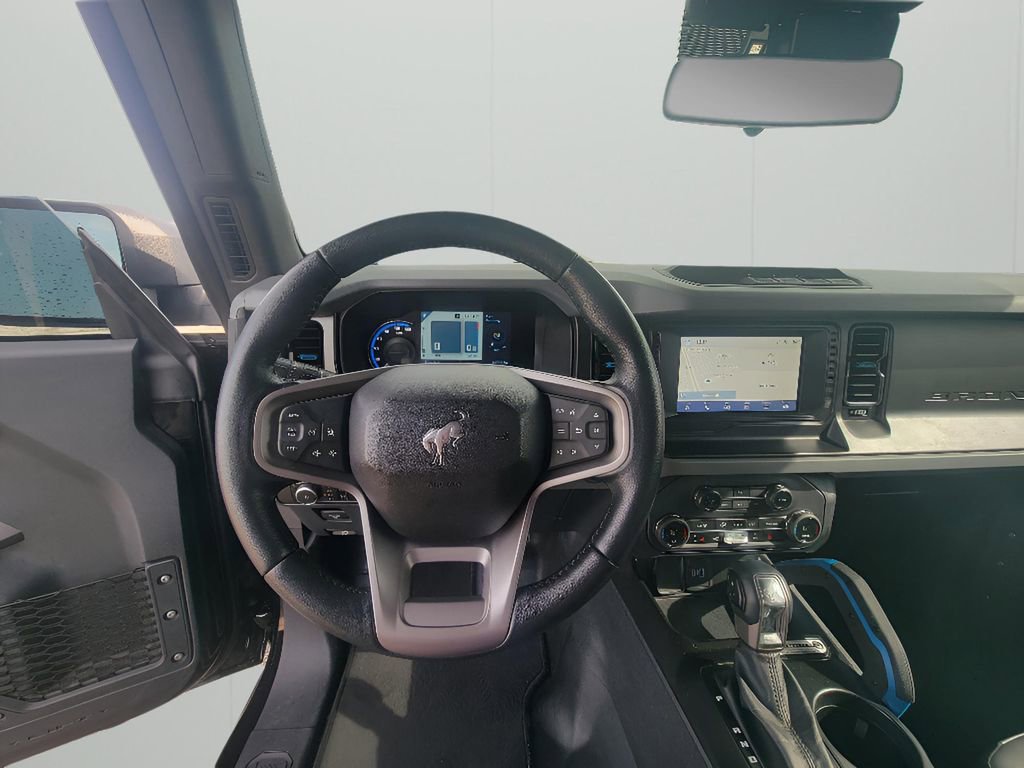 Used 2023 Ford Bronco Black Diamond image 12
