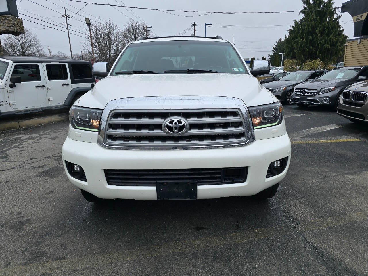 Used 2013 Toyota Sequoia Platinum AWD/4WD image 8