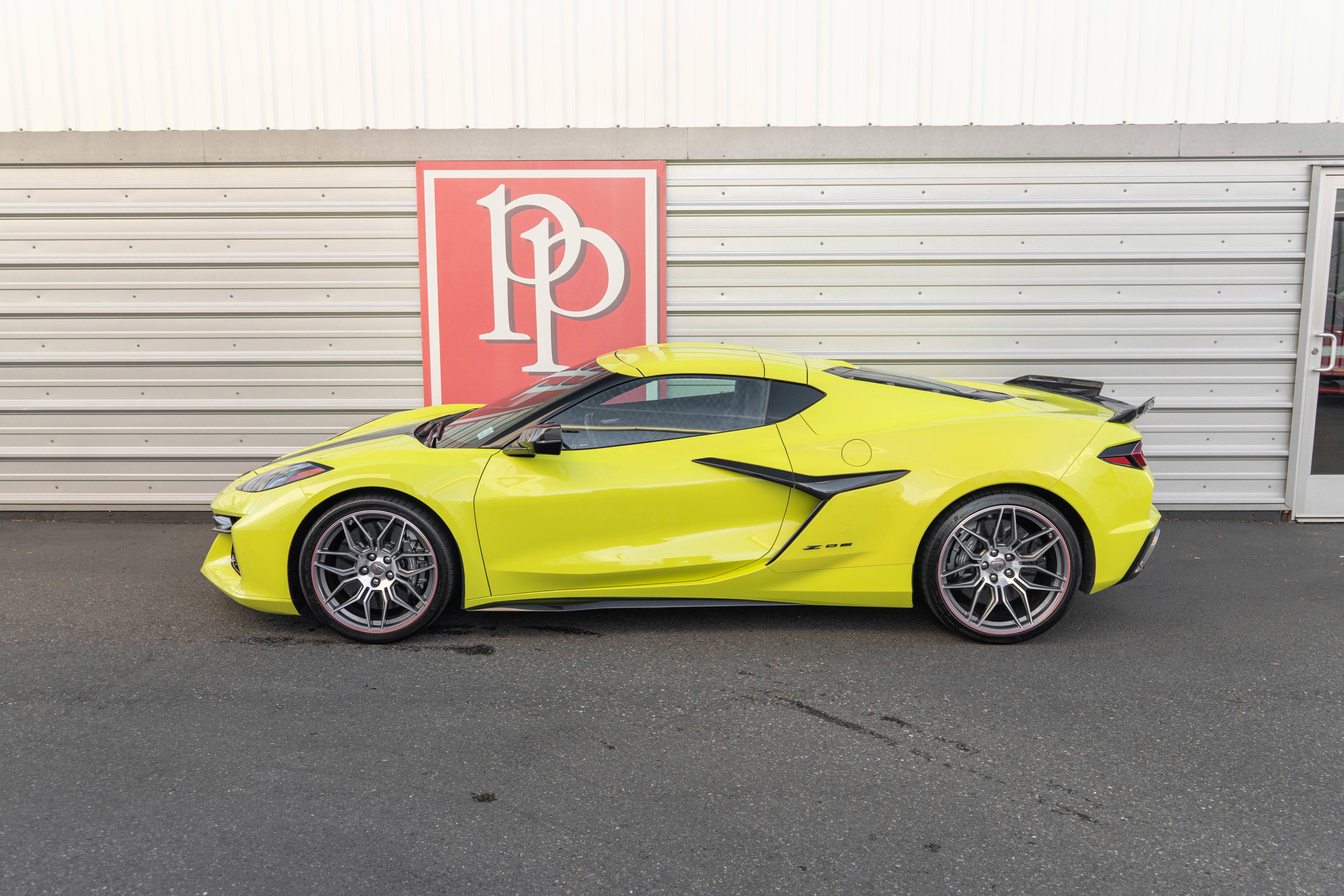 Used 2023 Chevrolet Corvette Z06 w/ Stealth Interior Trim Package image 46
