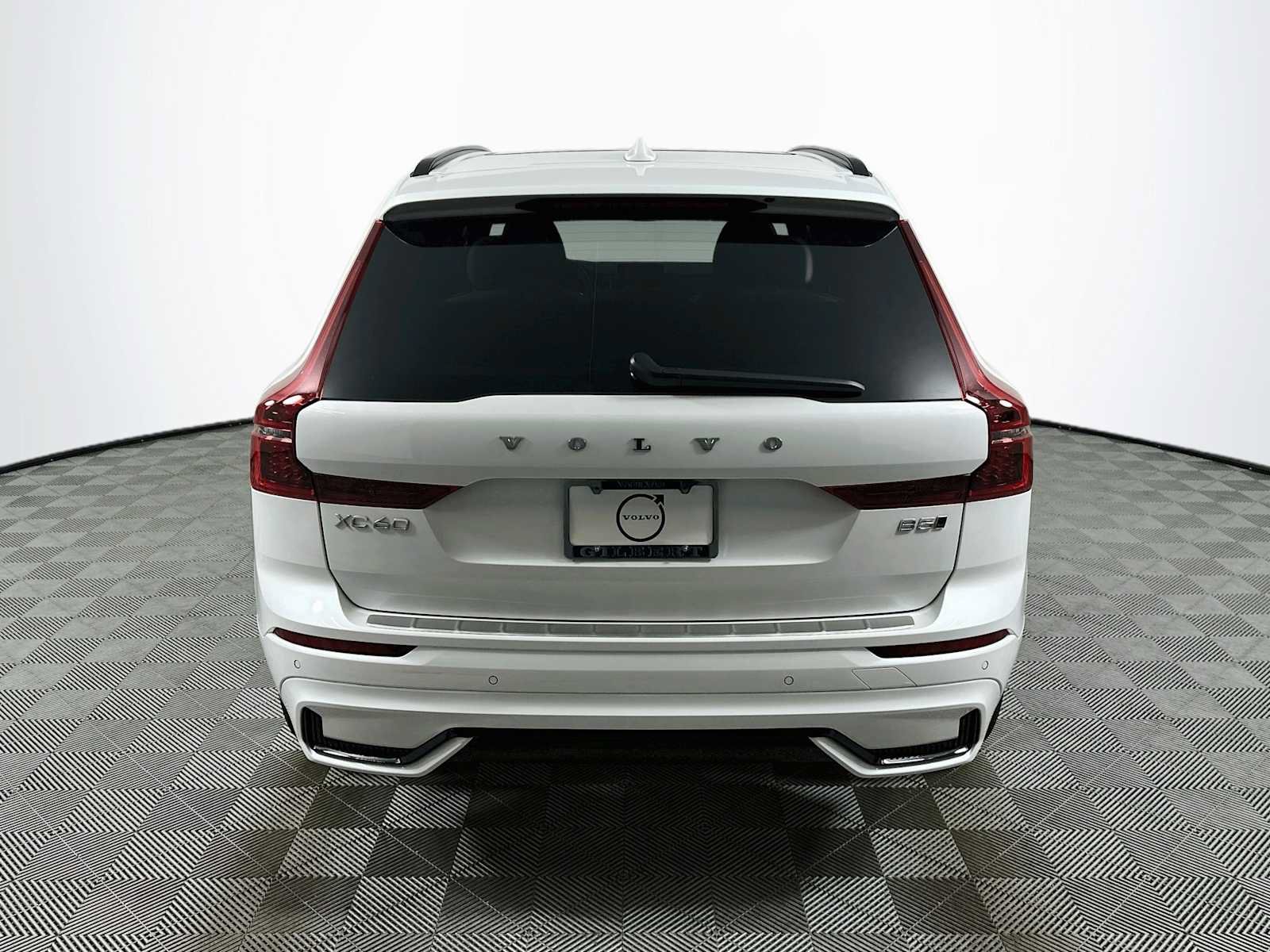 Used 2026 Volvo XC60 B5 Plus w/ Protection Package Premier AWD/4WD image 6