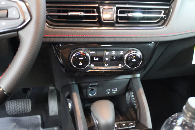 New 2026 Chevrolet TrailBlazer RS w/ Convenience Package AWD/4WD image 20