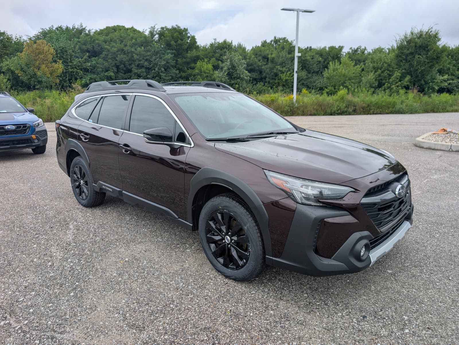 Certified 2024 Subaru Outback Limited AWD/4WD image 4