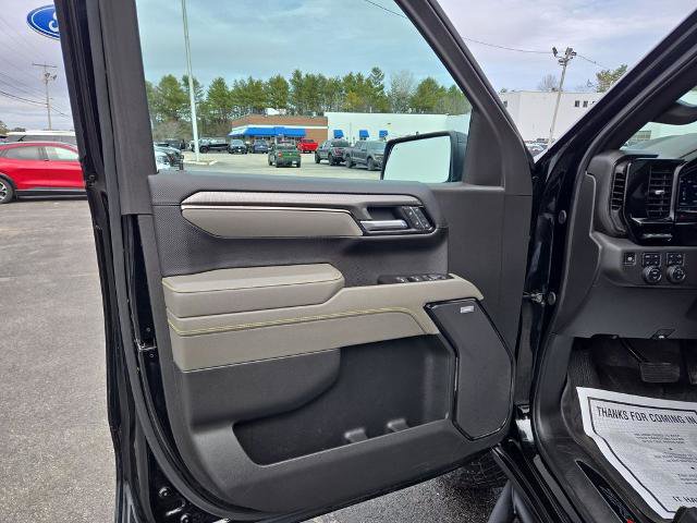 Used 2025 Chevrolet Silverado 1500 ZR2 w/ Technology Package image 5