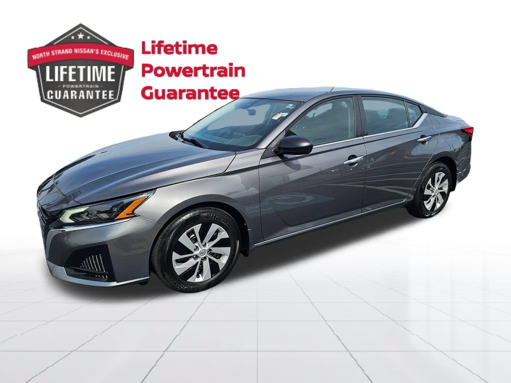Used 2025 Nissan Altima 2.5 S FWD image 1