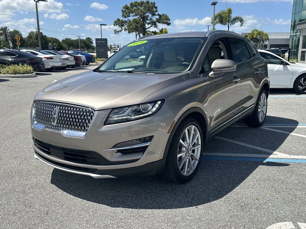 Used 2019 Lincoln MKC Reserve w/ MKC Technology Package FWD image 2