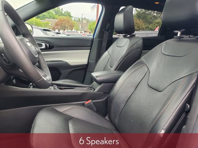 Used 2023 Jeep Compass Limited w/ Sun and Sound Group AWD/4WD image 9