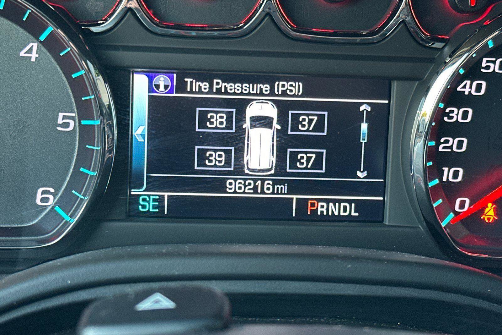 Used 2019 Chevrolet Suburban LT image 26