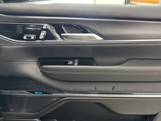 New 2026 Jeep Grand Wagoneer Summit AWD/4WD image 27