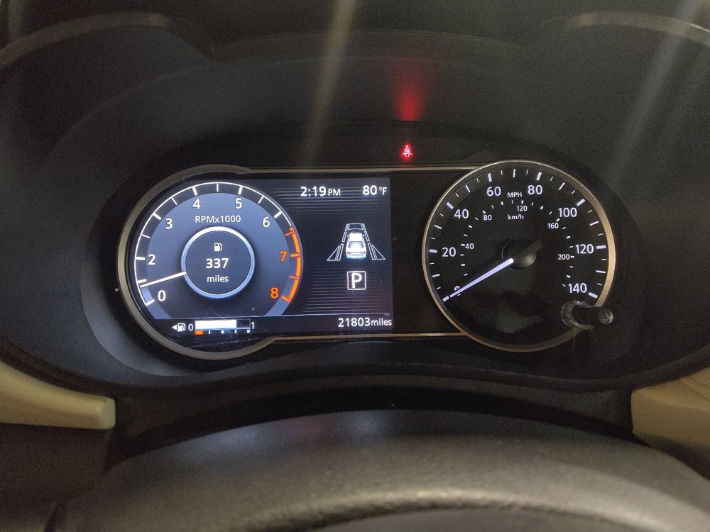 Used 2021 Nissan Versa SV image 23